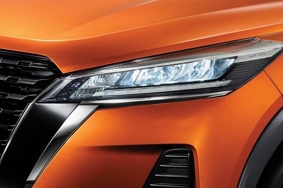 Nissan Kicks e-Power 2023 یک کراس اوور 5 نفره 8 رنگ موجود، Kickover Niro، Forester، Vitara و Kadjar.