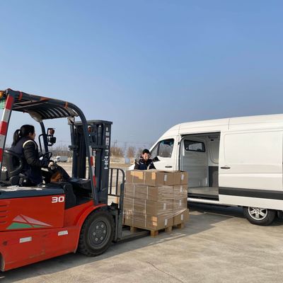 وانت مینی بار الکتریکی 73.6 کیلووات ساعت وانت فریزر برقی 110 کیلومتر بر ساعت حداکثر برد 288 کیلومتر