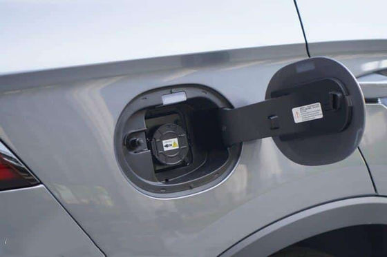 خودروی SUV هیبریدی 230 کیلومتر در ساعت