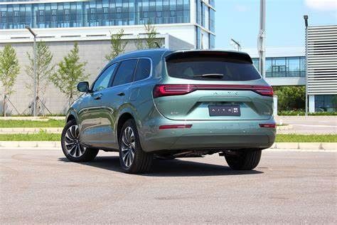 1.5T خودروهای الکتریکی بزرگ بنزینی الکتریکی هیبریدی 200 کیلومتر بر ساعت HUAWEI AITO M7 SUV