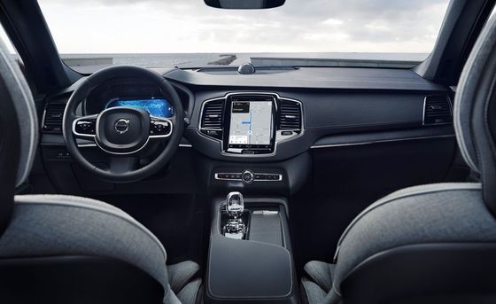 ولوو XC90 B5 4 چرخ محرک خودروهای الکتریکی 180 کیلومتر بر ساعت 4WD EV SUV 184 کیلووات حداکثر قدرت