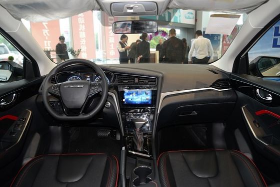 دانگ فنگ Nissan Venucia D60 EV 2500mm - 3000mm فاصله محوری ماشین فرمان چپ