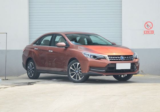 دانگ فنگ Nissan Venucia D60 EV 2500mm - 3000mm فاصله محوری ماشین فرمان چپ