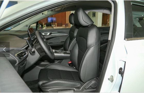 400 کیلومتر / 550 کیلومتر SUV الکتریکی جمع و جور Geely Geometry C Blueberry Pure EV Vehicles