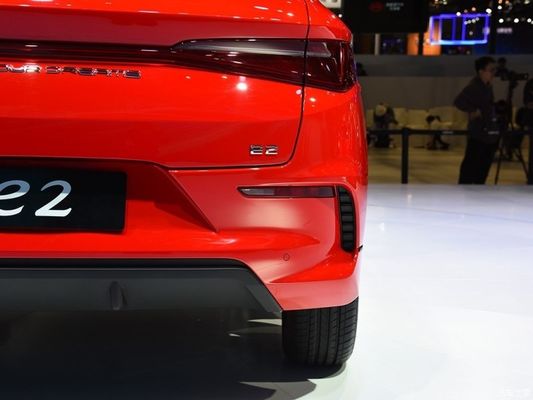 خودروی برقی نیو انرژی بید E2