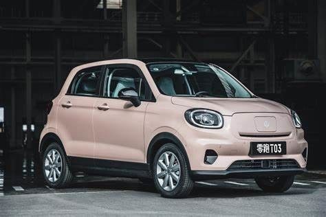 خودروهای شاسی بلند الکتریکی کوچک 100 کیلومتر در ساعت Leapmotor T03 CLTC 403 کیلومتر خودروهای شاسی بلند EV