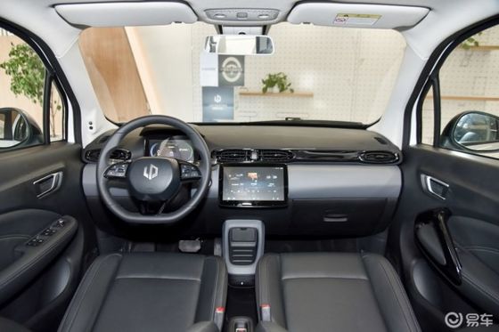 خودروهای شاسی بلند الکتریکی کوچک 100 کیلومتر در ساعت Leapmotor T03 CLTC 403 کیلومتر خودروهای شاسی بلند EV