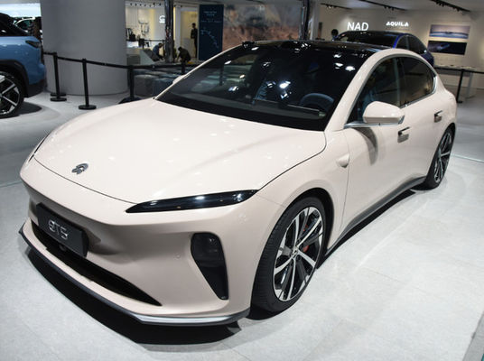 خودروهای الکتریکی با کارایی بالا با سرعت 200 کیلومتر در ساعت Nio ET5 فرمان چپ سدان های الکتریکی لوکس