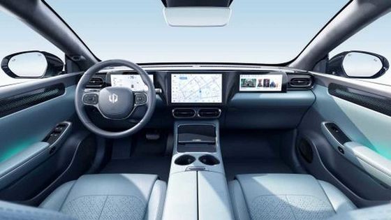 Leapmotor C01 خودروهای الکتریکی با عملکرد بالا EV 180 کیلومتر در ساعت فاصله بین دو محور 2930 میلی متر