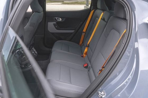 Polestar 2 Large Electric Cars 485km شارژ سریع SUV 4 Seat Cars 160km/h