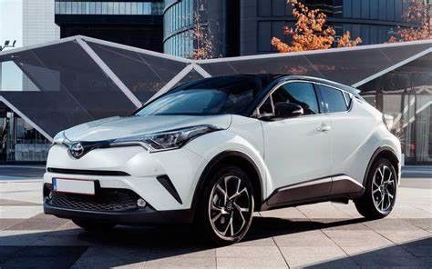Toyota Izoa Pure Electric Cars Nedc 400km EV Cars SUV 54.3kwh 150kw 300nm 204HP