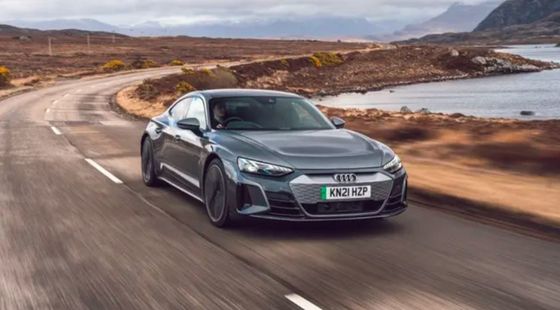 ۲۰۲۳ آئودی e-Tron GT آخرین اتومبیل الکتریکی چهار درب با ۶۷۳ اسب جنب ۴۸۰ کیلومتر CLTC و ظرفیت باتری ۹۳٫۴ کیلو وات