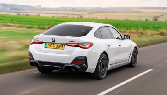 جدیدترین و تمام چرخ در BMW i4 دو موتور الکتریکی قدرت و هچ بک صندوق در دسترس
