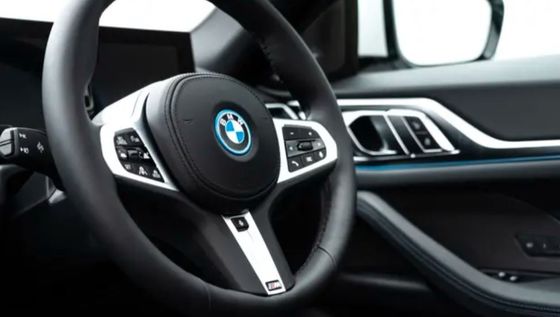 جدیدترین و تمام چرخ در BMW i4 دو موتور الکتریکی قدرت و هچ بک صندوق در دسترس