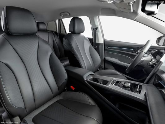 ماشين هاي الکتريکي مجاني و آسوده در MG 5 EV با برد 344 کيلومتري و توان شارژ فوق العاده