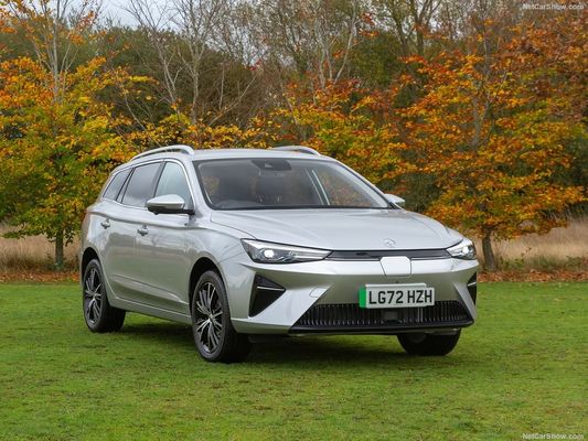 ماشين هاي الکتريکي مجاني و آسوده در MG 5 EV با برد 344 کيلومتري و توان شارژ فوق العاده