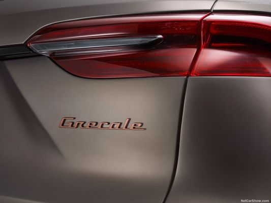 ماشین برق خالص با 450 محدوده و حداکثر سرعت 325 کیلومتر در ساعت در Maserati Gran Turismo Folgore