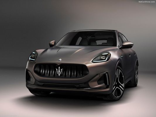 ماشین برق خالص با 450 محدوده و حداکثر سرعت 325 کیلومتر در ساعت در Maserati Gran Turismo Folgore