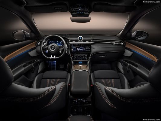 ماشین برق خالص با 450 محدوده و حداکثر سرعت 325 کیلومتر در ساعت در Maserati Gran Turismo Folgore