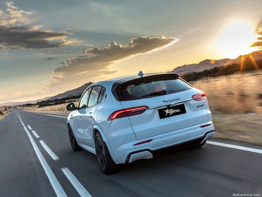 ماشین برق خالص با 450 محدوده و حداکثر سرعت 325 کیلومتر در ساعت در Maserati Gran Turismo Folgore