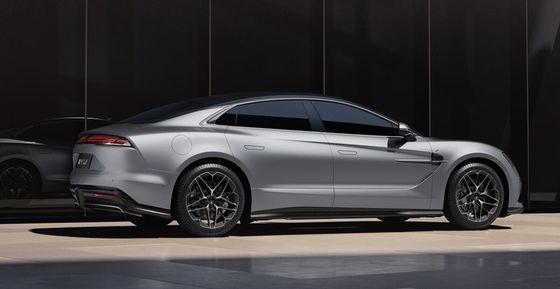 PRESALE 2024 اتومبیل الکتریکی جدید BYD یانگ وانگ U7 سدان مقاومت باد از Cd 0.195 240Kw قدرت موتور