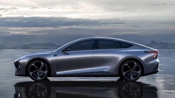 شرکت مشترک پیش فروش روی Jiyue 02 EV سدان با 544 اسب بخار با نسخه های RWD&AWD کار می کند