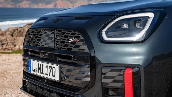 ۲۰۲۴ اتومبیل الکتریکی خالص مینی کوپر کانتریمن E SUV خانواده با شکل جعبه ای 462 کیلومتر برد با 150 کیلومتر قدرت موتور