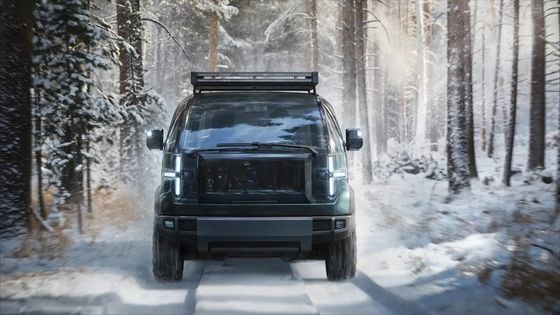 یک کامپيوتر مخصوص با تخت 8 فوت با فضای فضای ذخیره سازی