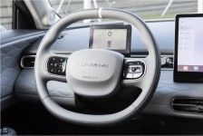 تازه ترين اتومبيل هاي خالص الکتريکي دونهفنگ ناممي 01 هاتچبک الکتريکي و برد چشمگيري و باتري