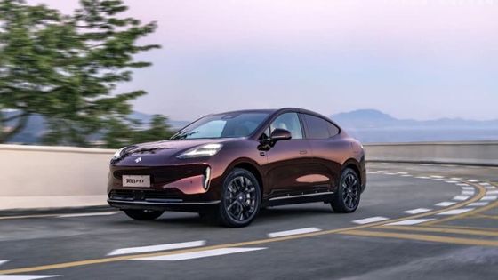 2023 GAC Aion's Hyper HT Fastback SUVRWD نسخه تعویض باتری با درب های بال غول، 245 اسپی، 550 کیلومتر برد