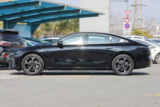 2024 خودرو الکتریکی خالص چری استرا ES سدان با برد 605 کیلومتر