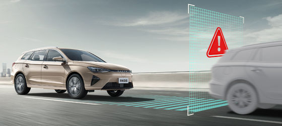 NEDC501Km Range Roewe Ei5 MPV خودروهای الکتریکی خالص سرعت بالا 185km/h 8.3sec 0-100km/h شتاب