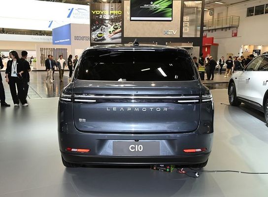 لیپ موتور C10 C 10 SUV EV پایه خودرو انرژی جدید اتومبیل الکتریکی خالص Lingpao لیپ موتور C10