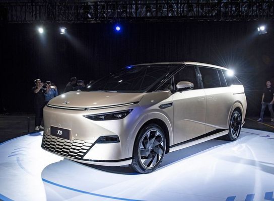 عمده فروش اتومبیل الکتریکی اتومبیل های جدید XPENG X9 2024 Big Mpv 4dw 5door 7seat Xiaopeng X9 Big Suv خودروهای انرژی