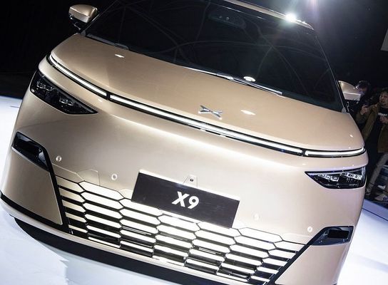 عمده فروش اتومبیل الکتریکی اتومبیل های جدید XPENG X9 2024 Big Mpv 4dw 5door 7seat Xiaopeng X9 Big Suv خودروهای انرژی
