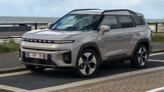 جدیدترین ماشین الکتریکی خالص KGM تورس EVS 109mph حداکثر سرعت 152kW 207PS حداکثر قدرت آماده برای رفتن ماشین الکتریکی خالص