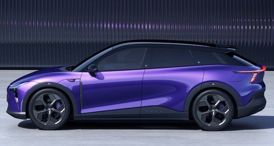 ربات خودران 2024 جييو01 200kw قدرت موتور 272 PS 550km CLTC محدوده اتومبیل الکتريکي خالص با سرعت بالا در 200km / h