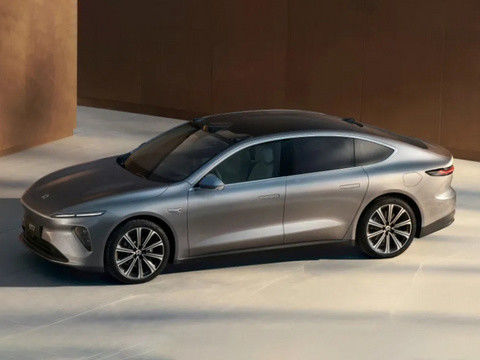 وسایل نقلیه انرژی جدید 2024 Nio ET7 Weilai وسایل نقلیه الکتریکی 75kwh 200km/h ماشین با سرعت بالا