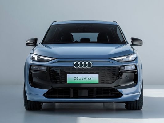 2024 خودروهای انرژی جدید Audi Q6L e-tron SUV 600km ماشین های بلند مدت