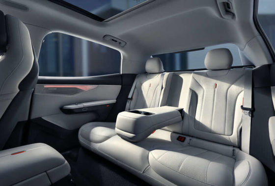 ماشین هیبریدی جدید قدرتمند LYNK&CO 07 EM-P با 163 PS و 255 Nm Torque و 160kw Motorpower&3 Speed DHT Gearbox