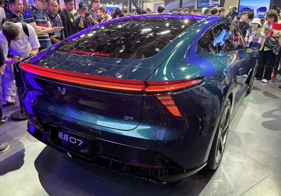 پیش فروش Geely&Baidu Joint Brand Jiyue07 خودروهای الکتریکی خالص با 200kW/271P.s قدرت موتور 2WD محرک 4 درب/5 صندلی