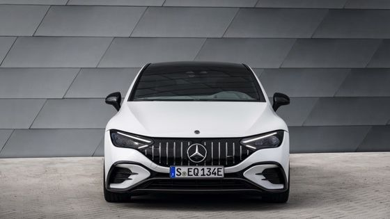خودرو الکتریکی سوپر بلند مدت مرسدس بنز EQE AMG 53 4MATIC + با قدرت موتور 460kw/625P.s 220km / h سرعت بالا