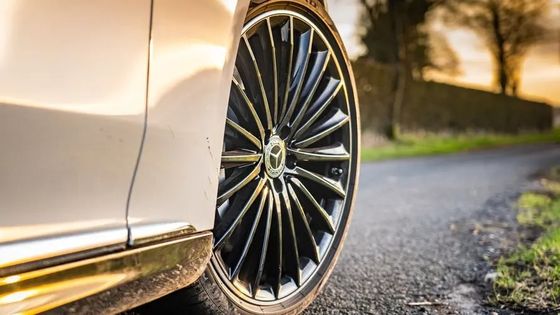 با ارزش ترين خودرو برقي مرسيدس بنز EQE 300 سدان 525kmrange 180kw/245P.s قدرت w 210kmph سرعت بالا