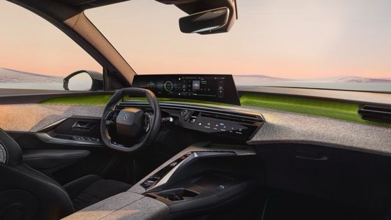 پیش فروش 2024 پژو E-5008 SUV 500km Range Topping 326 اسب بخار (240 KW) دو موتور AWD خودرو الکتریکی خالص