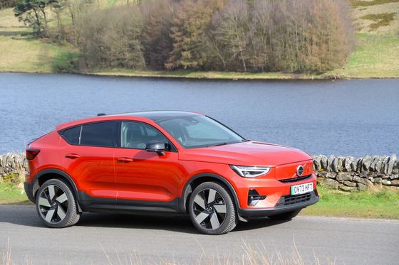 تمام دور EV ولوو EC40 موتور دوقلو نهایی با WLTP 326 مایل 4.7 ثانیه شتاب از 0-62mph 408 horsepower موتور