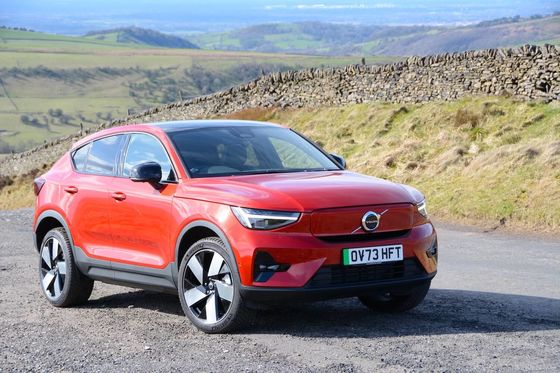 تمام دور EV ولوو EC40 موتور دوقلو نهایی با WLTP 326 مایل 4.7 ثانیه شتاب از 0-62mph 408 horsepower موتور