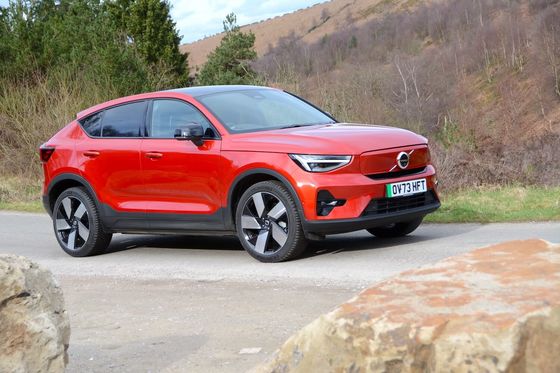 تمام دور EV ولوو EC40 موتور دوقلو نهایی با WLTP 326 مایل 4.7 ثانیه شتاب از 0-62mph 408 horsepower موتور