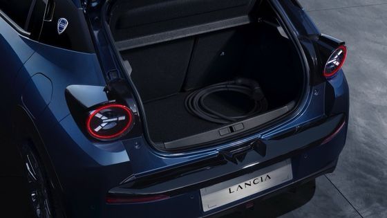 اولين ماشين الکتريکي لنسيا يپسيلون با موتور جلويي با قدرت 154 اسب بخار و 260 نيترون متري