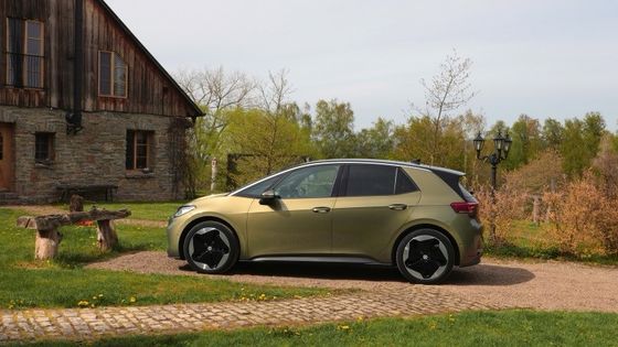 کلاسیک ترین و جدیدترین خودرو الکتریکی فولکس واگن ID 3 PRO WLTP 434km RANGE 150kw ((204P.s) قدرت موتور7.6sec شتاب 0-100km/h