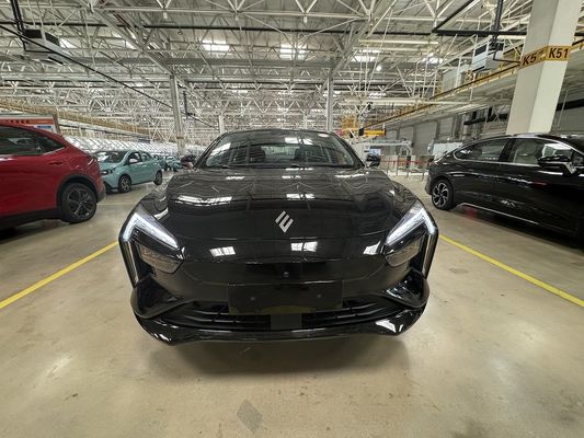 RHD 2024 JMEV Yi GSE اتومبیل های الکتریکی با محدوده 430 کیلومتر 118kw حداکثر قدرت